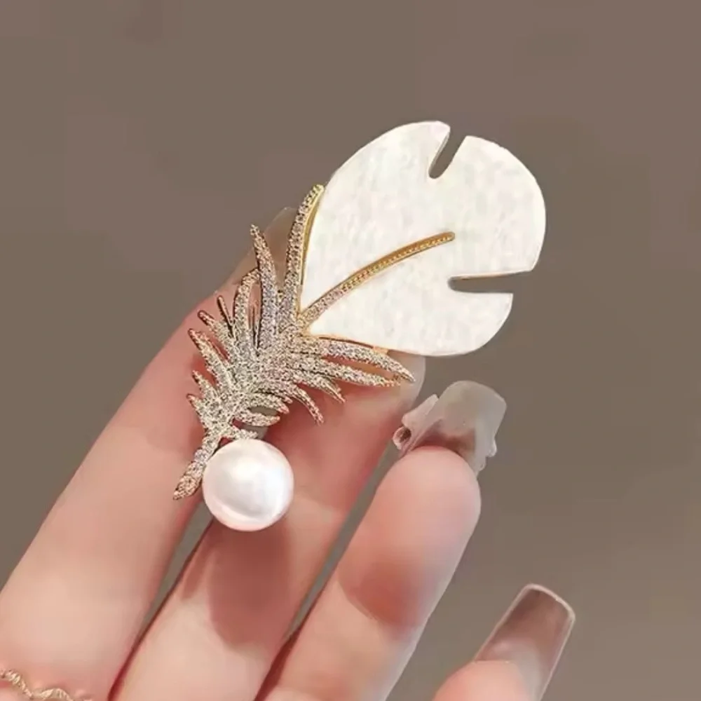 White Feather Pearl Crystal Leaf Brooch